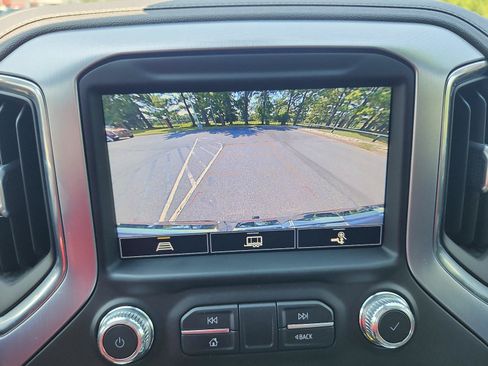Used 2021 GMC Sierra 1500 SLT w/ SLT Premium Plus Package AWD/4WD image 23