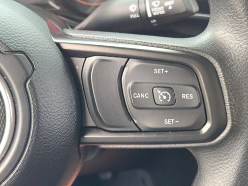 Used 2025 Jeep Wrangler Sport AWD/4WD image 23
