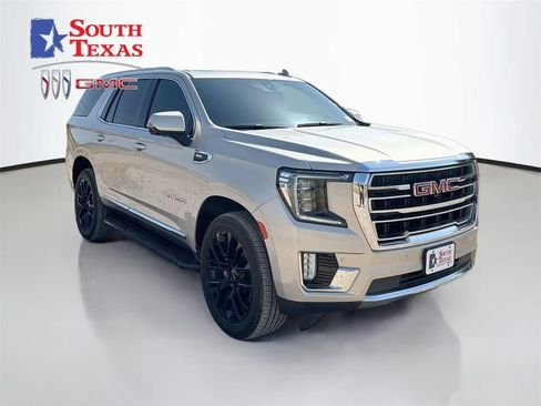 Used 2022 GMC Yukon SLT w/ SLT Premium Package RWD image 1