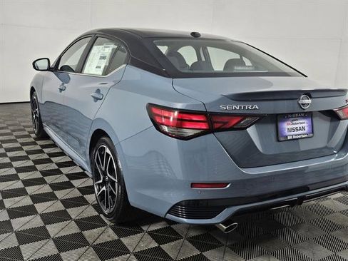 New 2025 Nissan Sentra SR image 6