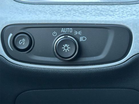 Used 2019 Chevrolet Bolt LT image 30