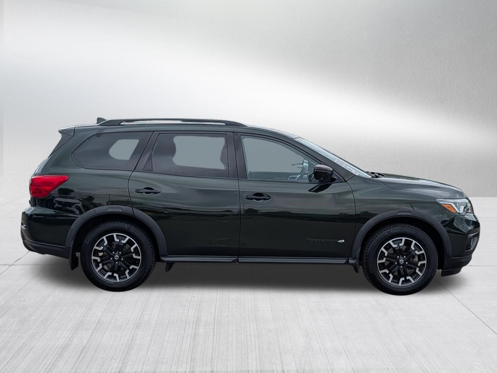 Used 2019 Nissan Pathfinder SL AWD/4WD image 8