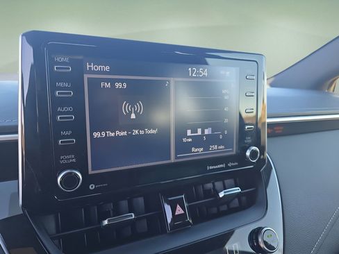 Used 2020 Toyota Corolla XSE image 23