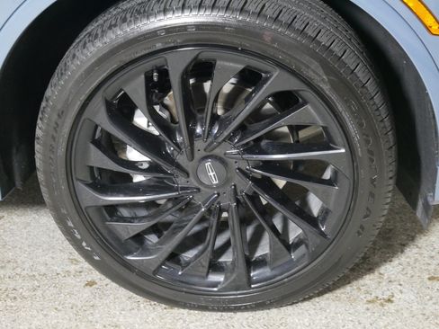 Used 2026 Lincoln Aviator Reserve AWD/4WD image 15