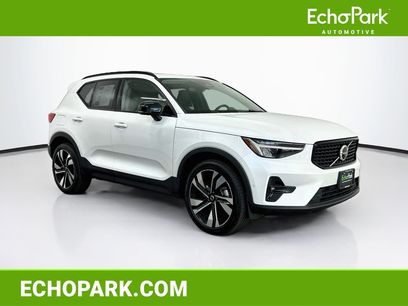 Used 2025 Volvo XC40 B5 Plus