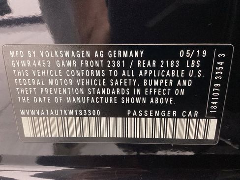 Used 2019 Volkswagen Golf R 4-Door AWD/4WD image 51