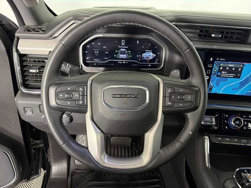 Used 2023 GMC Sierra 1500 Denali w/ Technology Package image 23