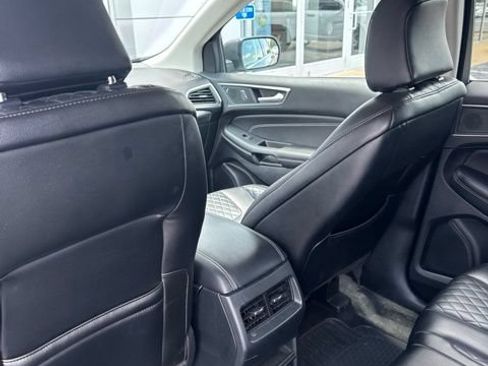 Used 2024 Ford Edge Titanium AWD/4WD image 9