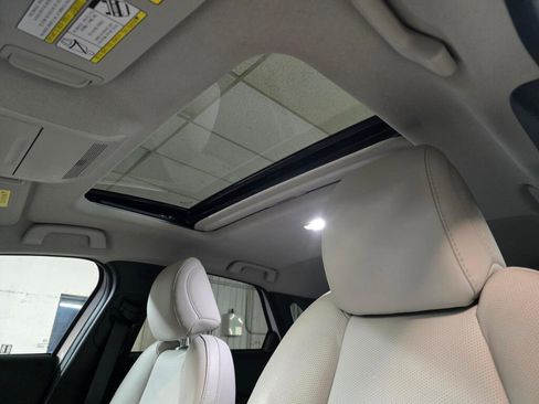 Certified 2022 MAZDA CX-30 AWD 2.5 S w/ Premium Package image 23