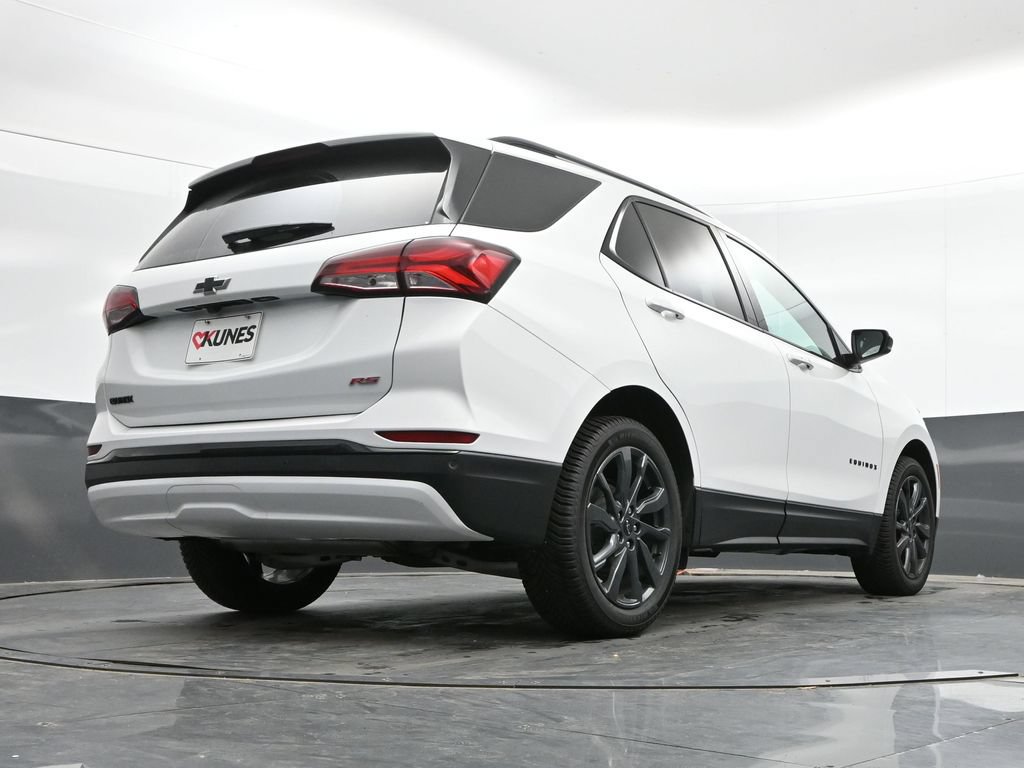 Used 2024 Chevrolet Equinox RS FWD image 31