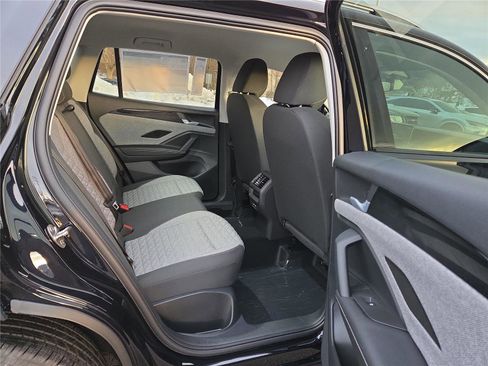 New 2026 Volkswagen Tiguan S image 30