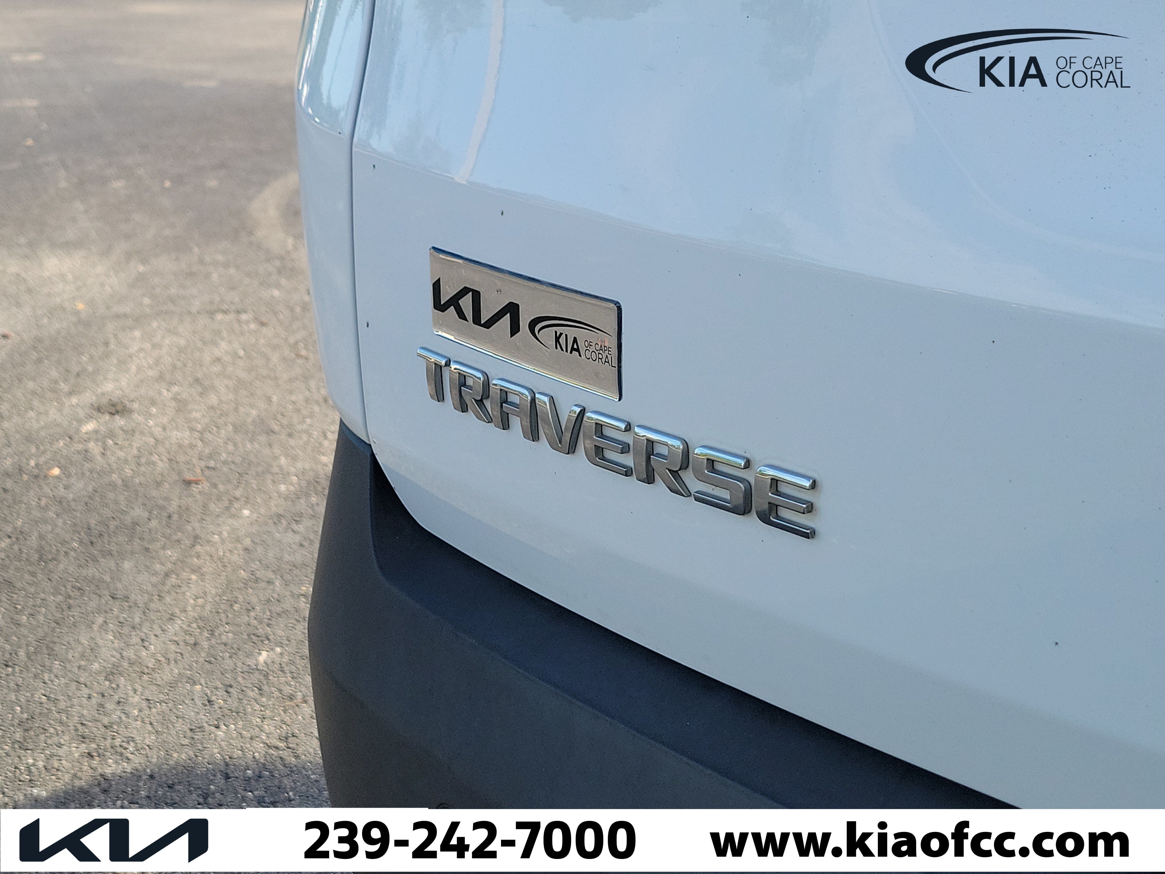 Used 2021 Chevrolet Traverse LT w/ LT Premium Package FWD image 10