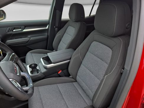 New 2026 GMC Terrain Elevation w/ Technology Package II FWD image 23
