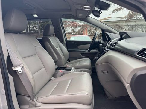 Used 2014 Honda Odyssey EX-L image 22