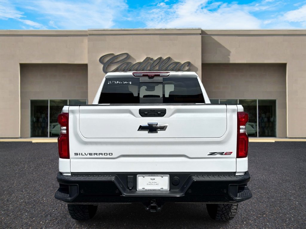 Used 2024 Chevrolet Silverado 1500 ZR2 w/ Technology Package AWD/4WD image 9