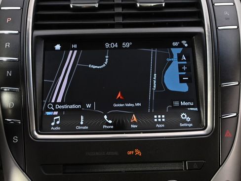 Used 2019 Lincoln Nautilus Select image 29