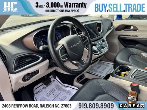 Used 2018 Chrysler Pacifica Touring-L Plus image 13
