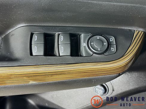 Used 2023 GMC Acadia SLE w/ Driver Convenience Package AWD/4WD image 19