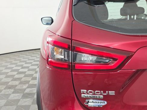 Used 2021 Nissan Rogue Sport SV AWD/4WD image 14
