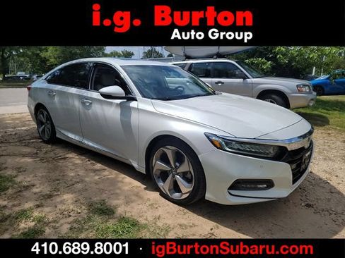 Used 2018 Honda Accord Touring image 1
