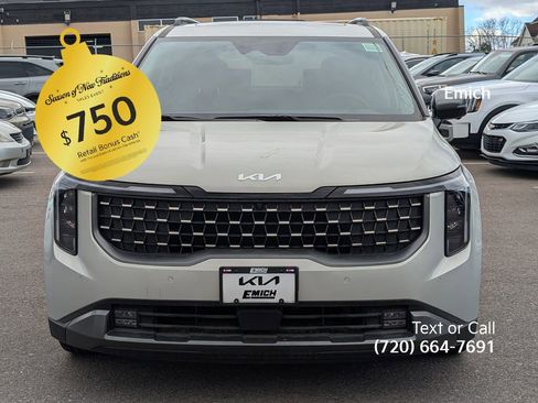 New 2025 Kia Carnival SX image 2