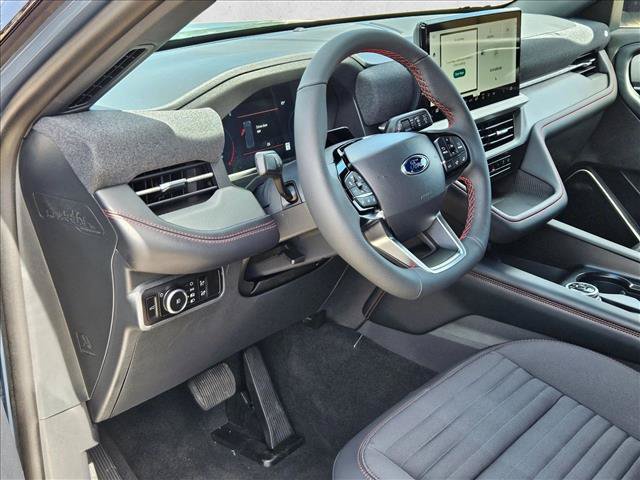 New 2026 Ford Explorer ST-Line w/ ST-Line Street Pack RWD image 3