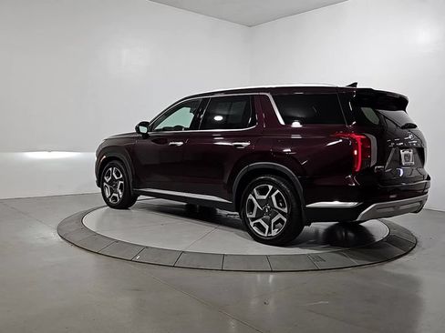 Used 2023 Hyundai Palisade Limited w/ Cargo Package AWD/4WD image 3