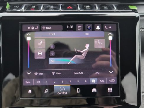 New 2025 Jeep Grand Cherokee L Laredo image 33