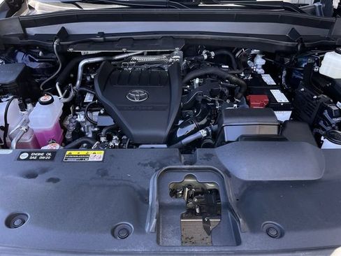 Used 2026 Toyota Grand Highlander AWD image 25