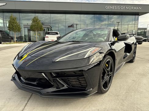 Used 2023 Chevrolet Corvette Stingray Preferred Conv w/ Z51 Performance Package image 1