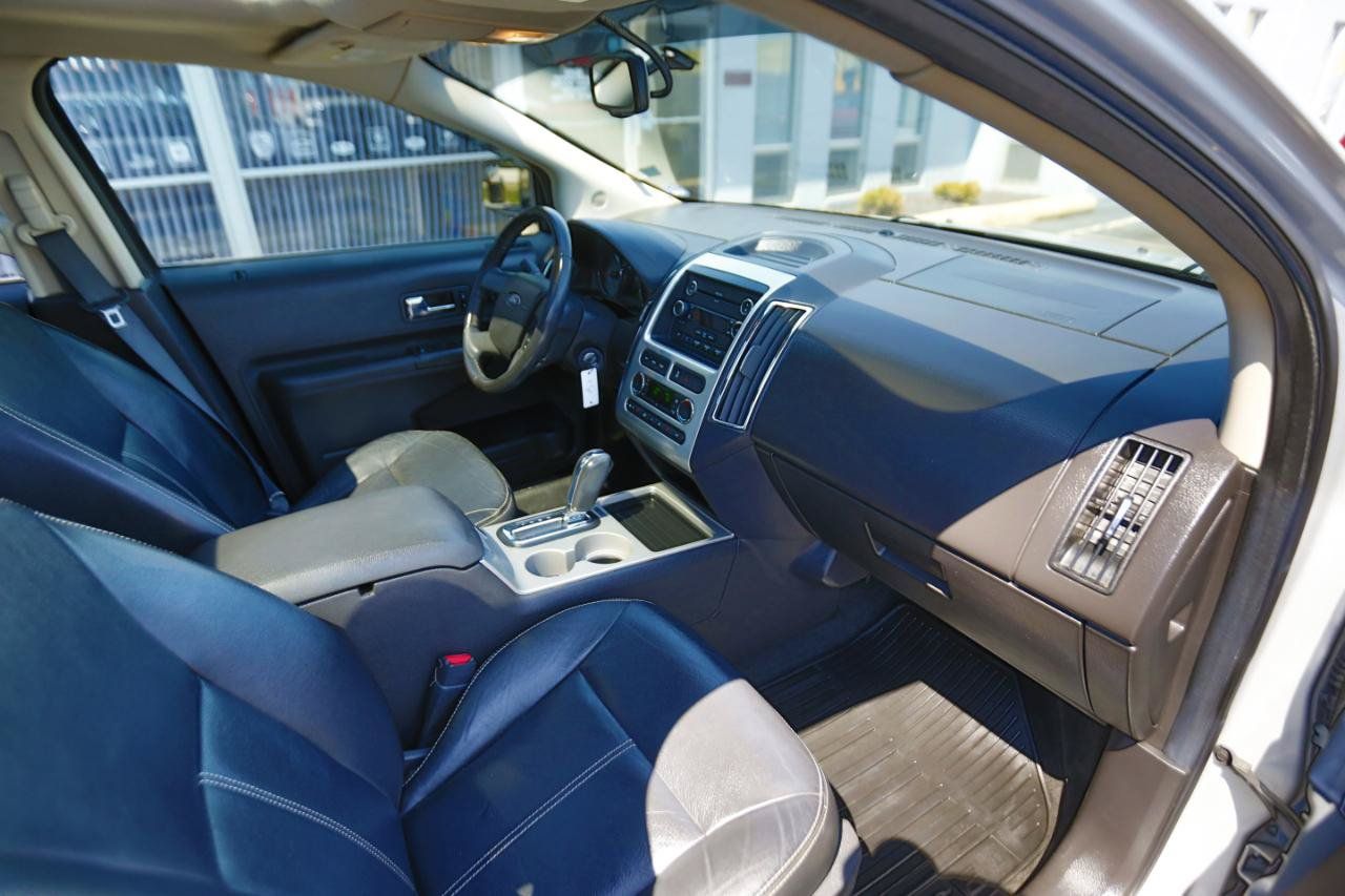 Used 2010 Ford Edge Limited AWD/4WD image 18