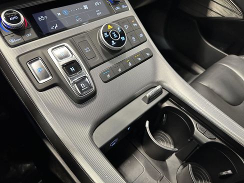 Used 2023 Hyundai Palisade Calligraphy image 25