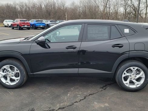 New 2026 Chevrolet Trax LS w/ LS Convenience Package image 7