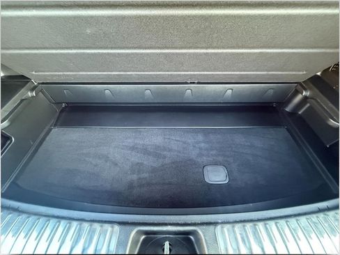 Used 2022 Kia Telluride SX w/ SX Prestige Package image 17