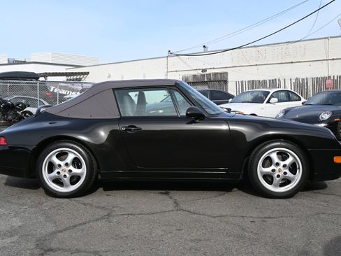 Used 1997 Porsche 911 Carrera 4 image 3