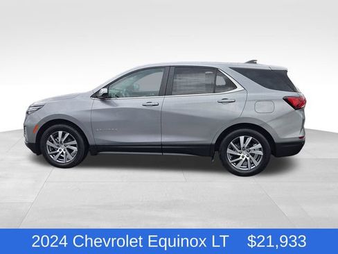 Certified 2024 Chevrolet Equinox LT w/ LPO, Floor Liner Package FWD image 2