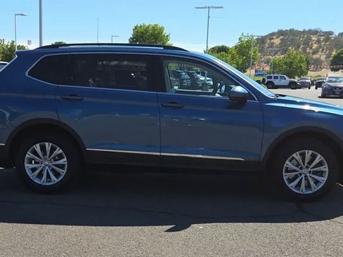Used 2018 Volkswagen Tiguan SE AWD/4WD image 9