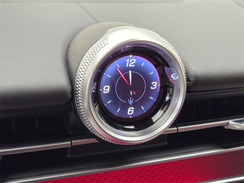 New 2025 Maserati Grecale Modena image 38