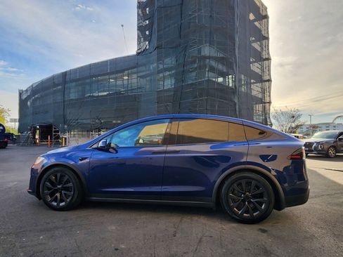 Used 2024 Tesla Model X image 28
