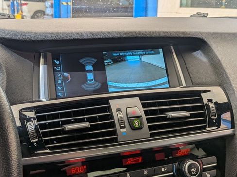 Used 2018 BMW X4 xDrive28i AWD/4WD image 12