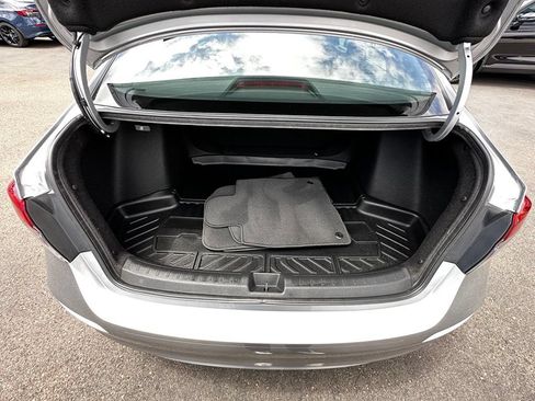 Used 2024 Honda Civic Sport image 8