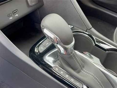 Used 2024 Buick Encore GX Avenir w/ Avenir Convenience Package image 31