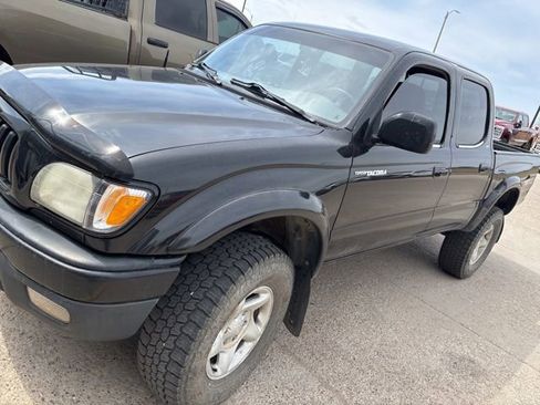 Used 2001 Toyota Tacoma 4x4 Double Cab image 3