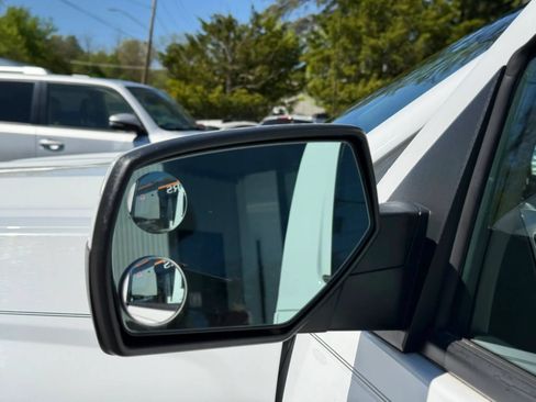 Used 2019 Chevrolet Silverado 1500 LT AWD/4WD image 28