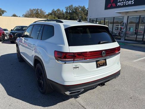 New 2026 Volkswagen Atlas SE FWD image 4