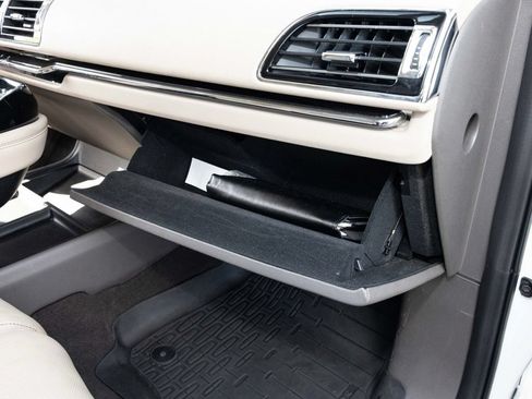 Used 2024 Lincoln Navigator L Reserve AWD/4WD image 68