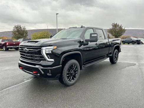 New 2026 Chevrolet Silverado 2500 LT w/ Trail Boss Package image 3