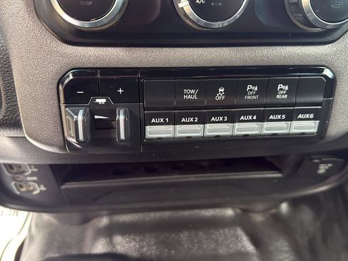 Used 2022 RAM 2500 Tradesman AWD/4WD image 30