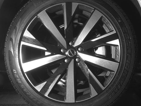 New 2026 Volvo XC90 B6 Core image 48