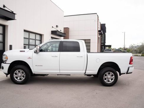 Used 2024 RAM 2500 Laramie AWD/4WD image 5
